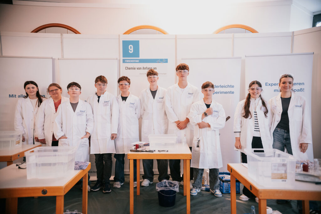 Team des Stands der Chemie BW